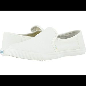 Clemente Slip on Sneakers White women’s 5